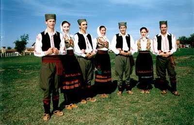 serbia-trajes