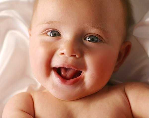 Tu bebé será feliz cuando encuentres la fórmula perfecta para él